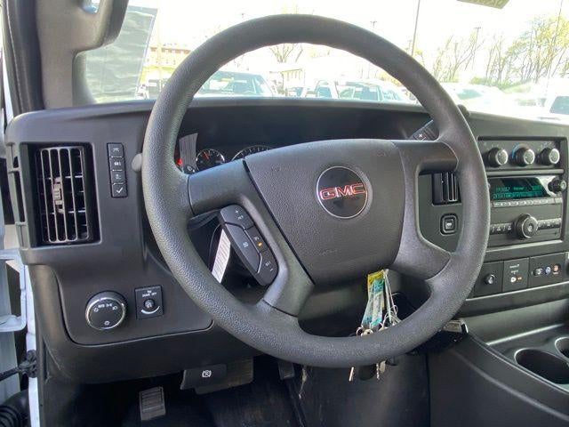 2024 GMC Savana Cutaway 3500 Base