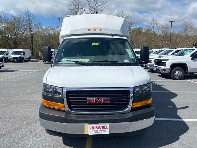 2024 GMC Savana Cutaway 3500 Base