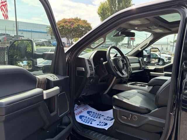 2017 Ford Super Duty F-250 SRW Lariat