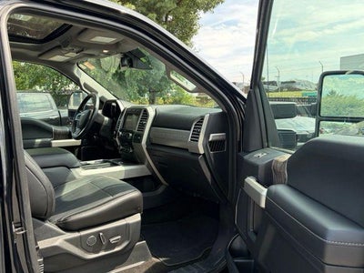 2017 Ford Super Duty F-250 SRW Lariat