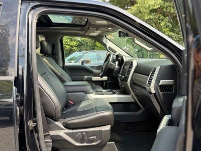 2017 Ford Super Duty F-250 SRW Lariat