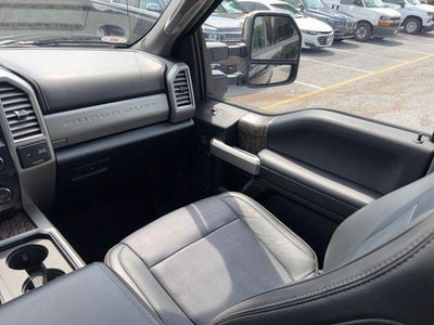 2017 Ford Super Duty F-250 SRW Lariat