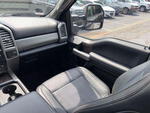 2017 Ford Super Duty F-250 SRW Lariat