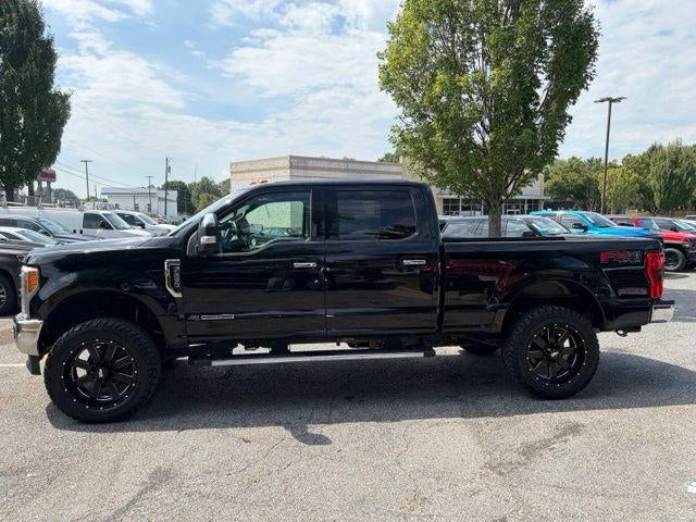 2017 Ford Super Duty F-250 SRW Lariat