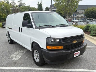 2025 Chevrolet Express Cargo WT
