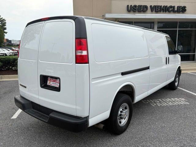 2025 Chevrolet Express Cargo WT