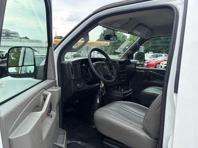 2025 Chevrolet Express Cargo WT