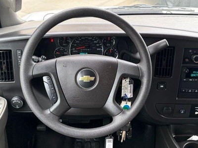 2025 Chevrolet Express Cargo WT