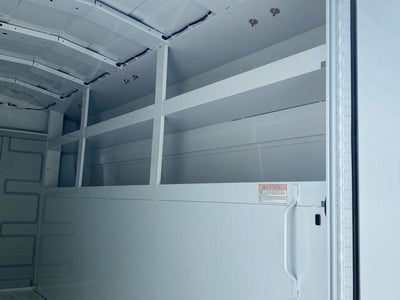 2024 GMC Savana Cutaway 3500 1WT