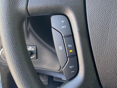 2024 GMC Savana Cutaway 3500 1WT