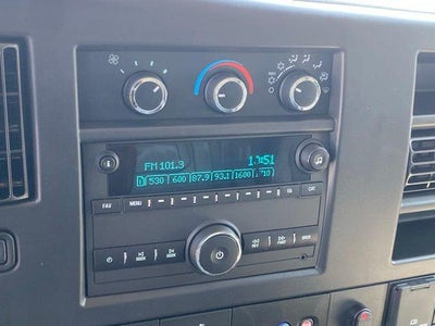 2024 GMC Savana Cutaway 3500 1WT