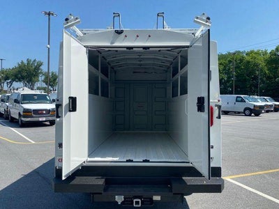 2024 GMC Savana Cutaway 3500 1WT