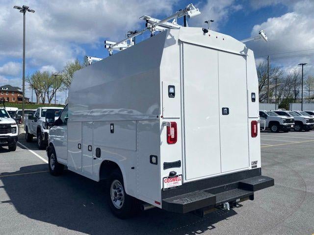 2024 GMC Savana Cutaway 3500 1WT