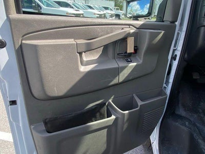 2024 GMC Savana Cutaway 3500 1WT