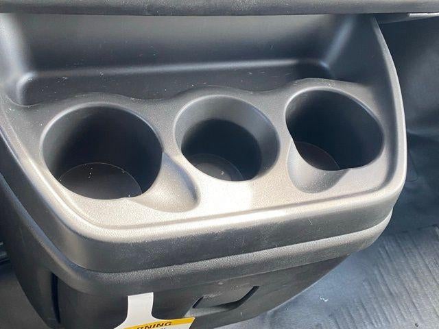 2024 GMC Savana Cutaway 3500 1WT