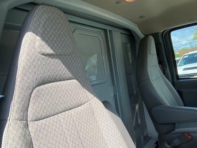 2024 GMC Savana Cutaway 3500 1WT