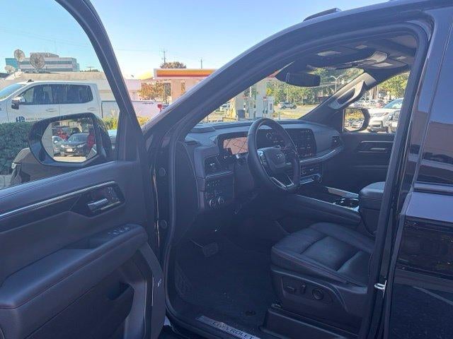 2025 Chevrolet Tahoe RST