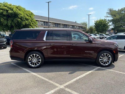2022 Chevrolet Suburban High Country