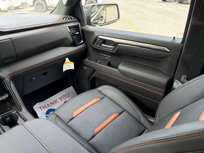 2025 GMC Sierra 1500 AT4