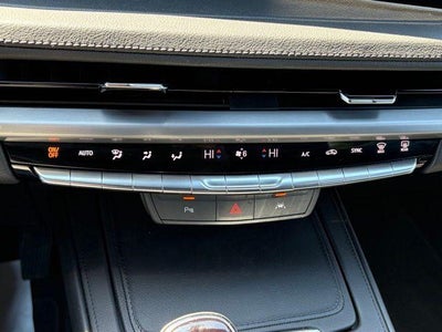 2025 Cadillac XT4 Premium Luxury
