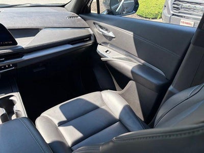 2025 Cadillac XT4 Premium Luxury