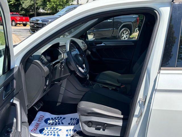 2022 Volkswagen Tiguan SE R-Line Black