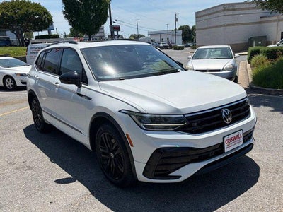 2022 Volkswagen Tiguan SE R-Line Black
