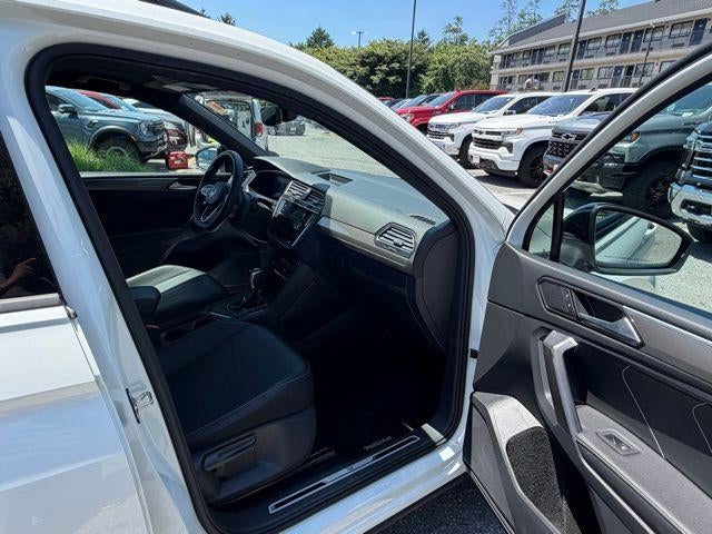 2022 Volkswagen Tiguan SE R-Line Black
