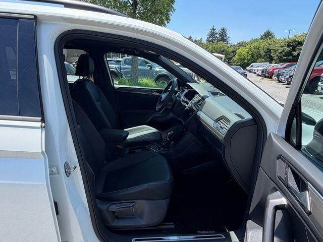 2022 Volkswagen Tiguan SE R-Line Black