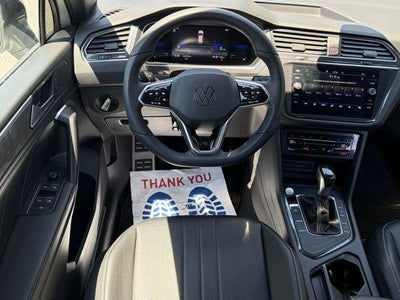2022 Volkswagen Tiguan SE R-Line Black
