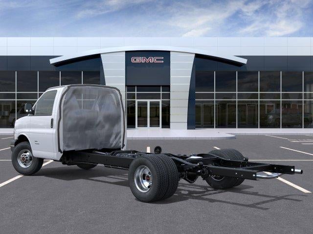 2026 GMC Savana Cutaway 4500 2WT